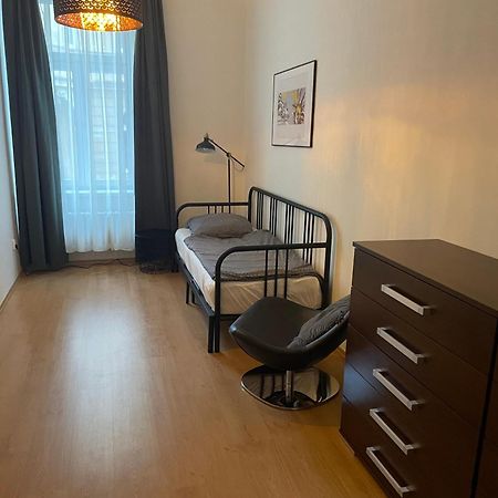 Apartmán Raisova 1180 Apartman Karlovy Vary Kültér fotó