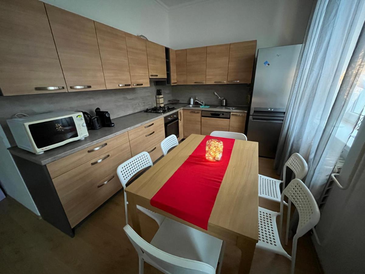 Apartmán Raisova 1180 Apartman Karlovy Vary Kültér fotó