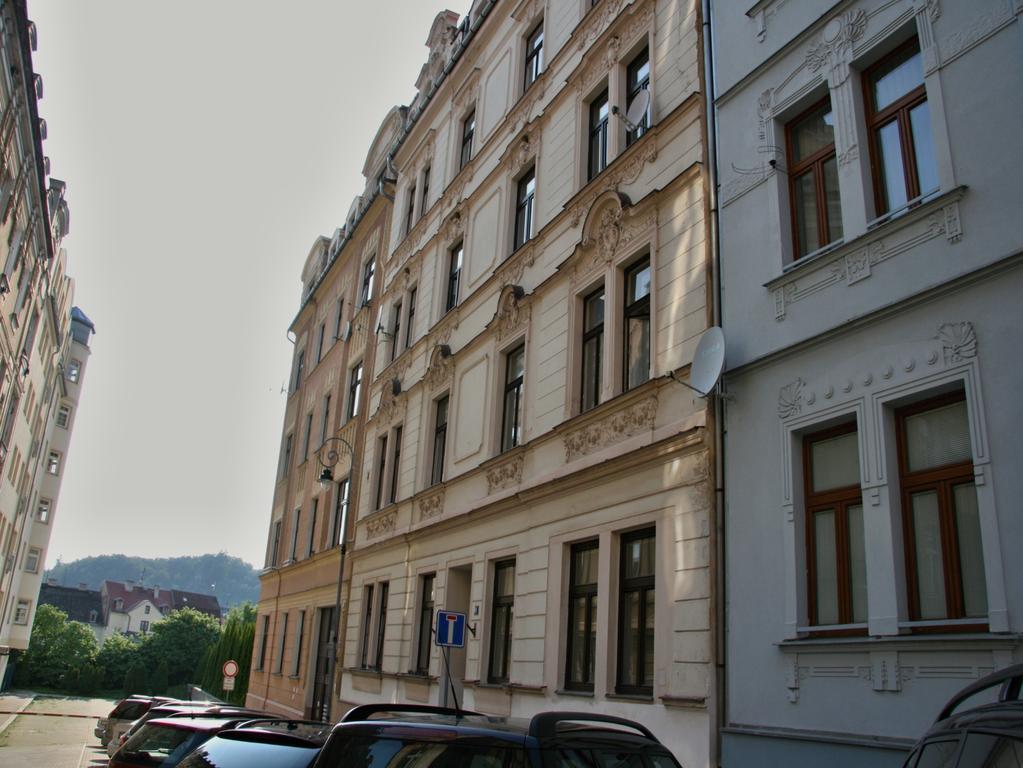 Apartmán Raisova 1180 Apartman Karlovy Vary Kültér fotó